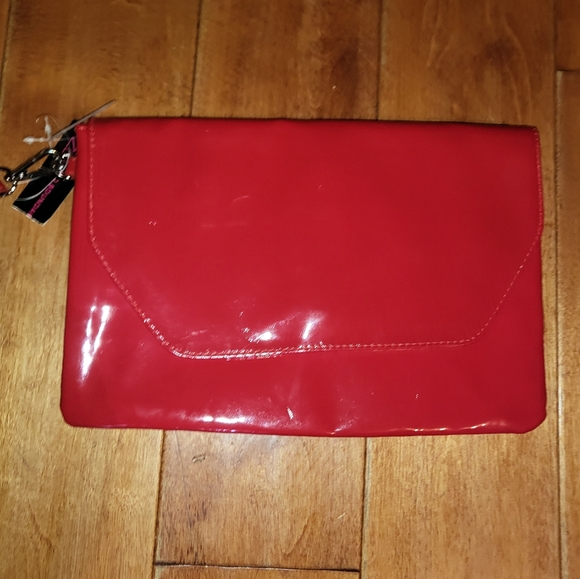 Red clutch bag Nwt - Picture 3 of 9